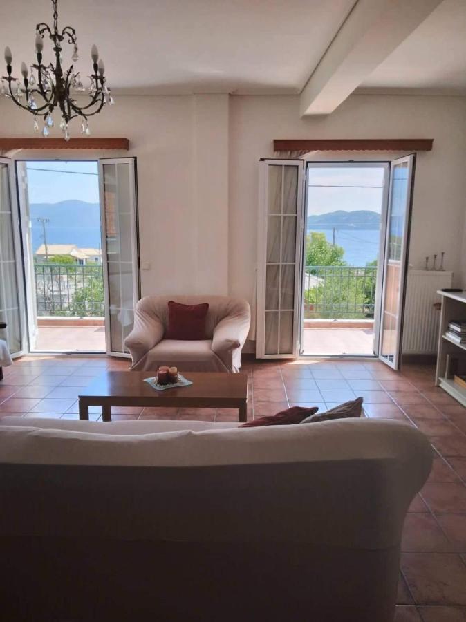 הוילה קרבומילוס Melissani House מראה חיצוני תמונה