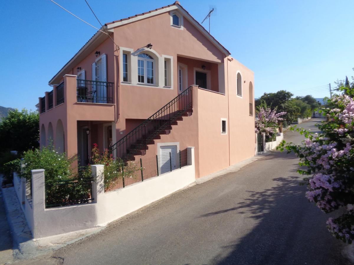 הוילה קרבומילוס Melissani House מראה חיצוני תמונה